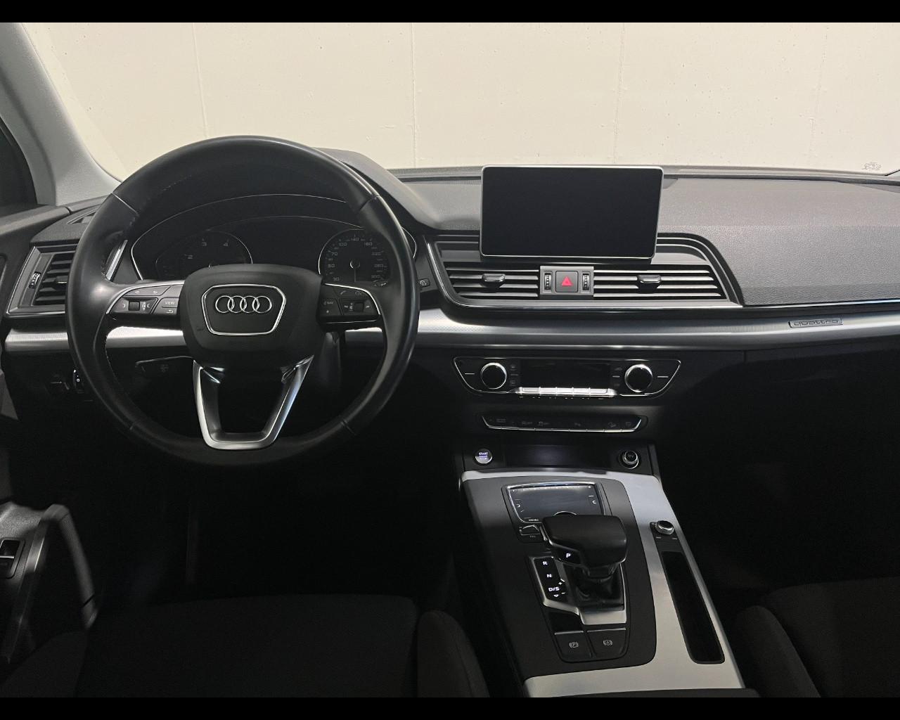 AUDI Q5 40 TDI S-TRONIC QUATTRO SPORT