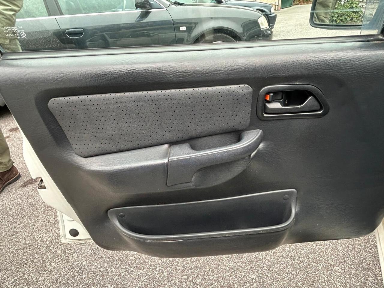 Ford Sierra 2.0i turbo 16V 4p. RS Cosworth Executive