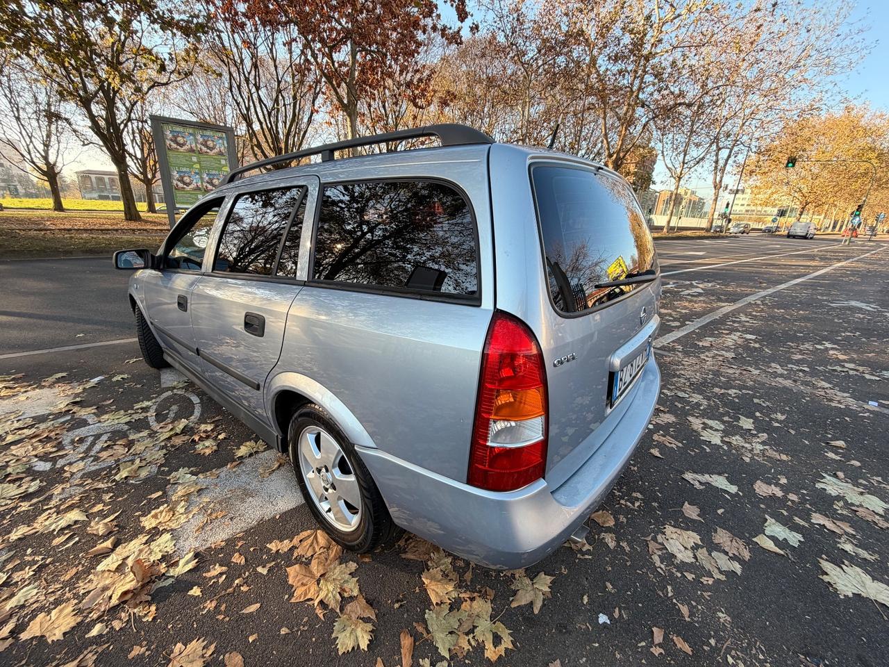Opel Astra 1.6i Station Wagon Elegance EURO4 Benz