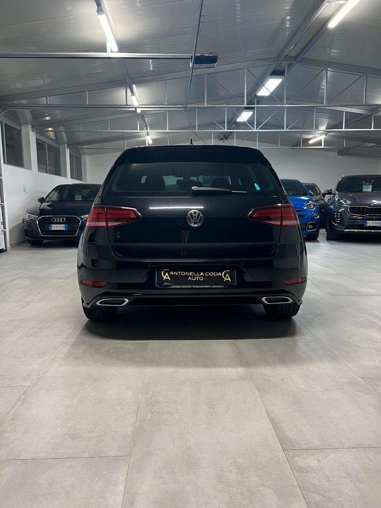Volkswagen Golf 1.6 TDI 115 CV R-line