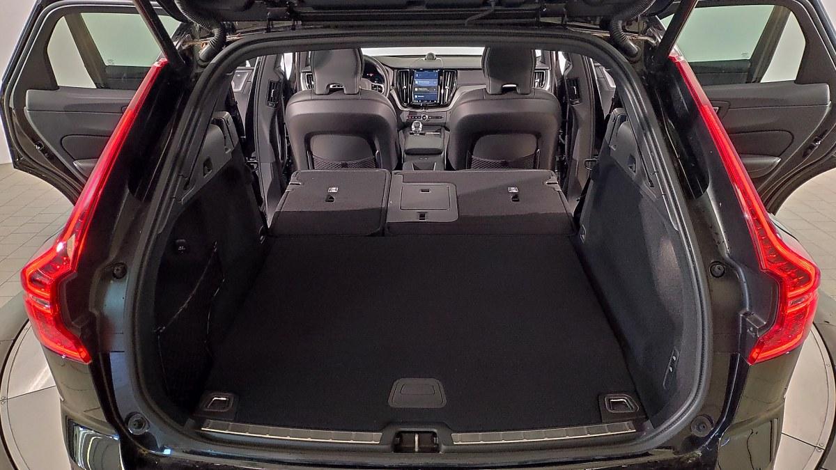 VOLVO Xc60 T6 Plug-In Hybrid Awd Automatico Ultra Black Ed.
