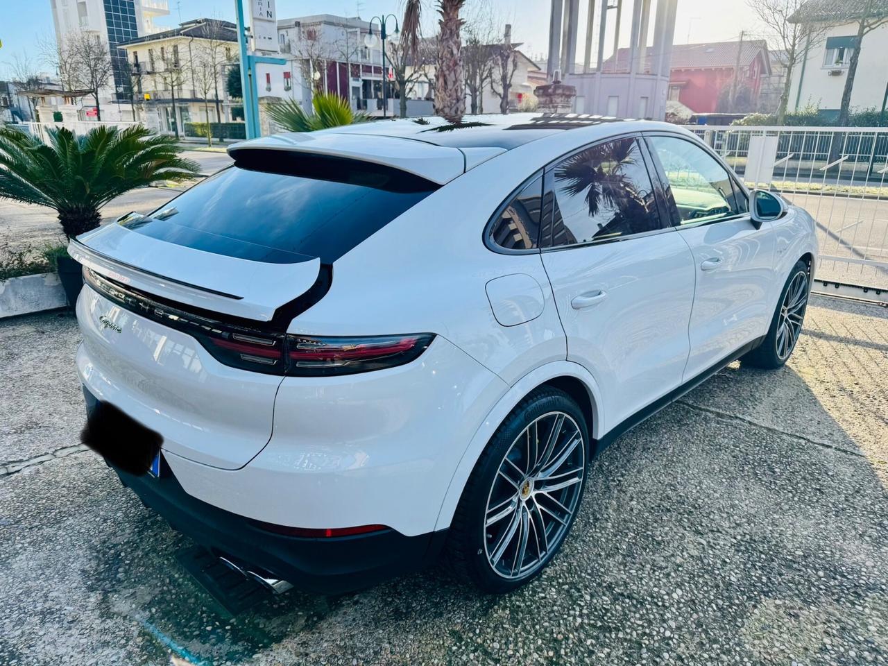 PORSCHE CAYENNE COUPE 3.0 462cv FULL FULL (PERMUTO)