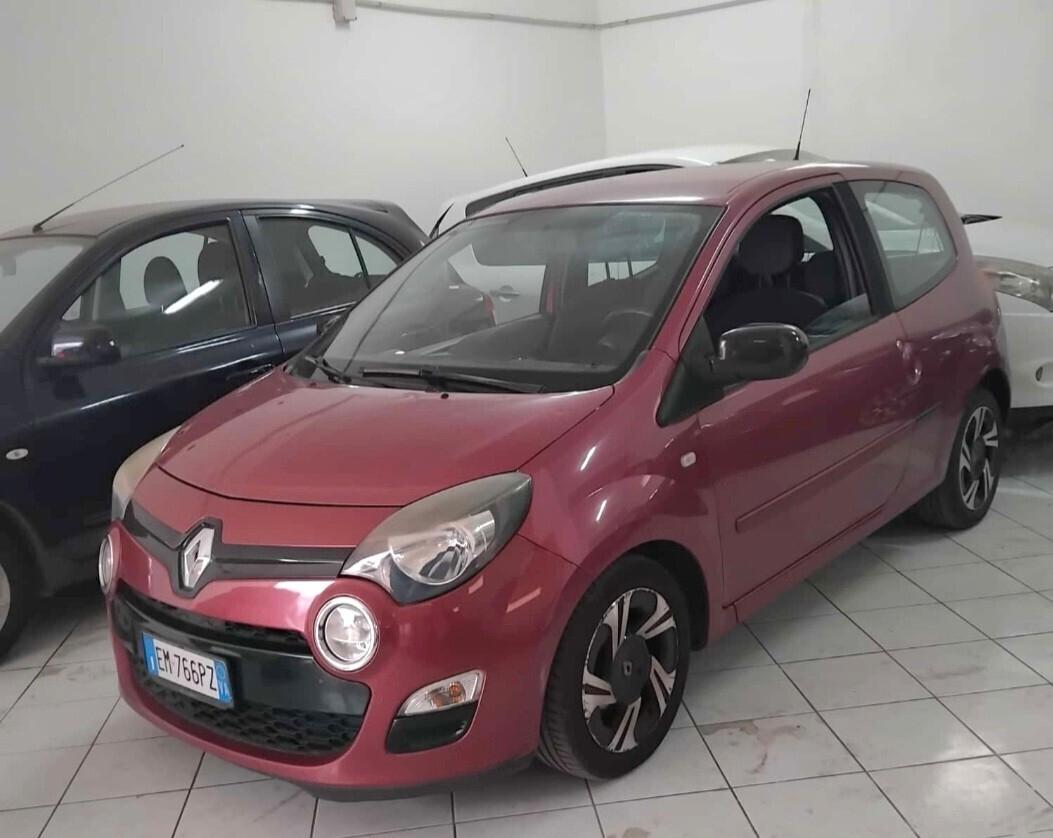 Renault Twingo 1.2 BENZINA ( KM 136 MILA)