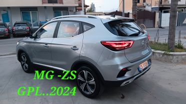 Mg ZS GPL incidentata sinistrata mondialcars 024