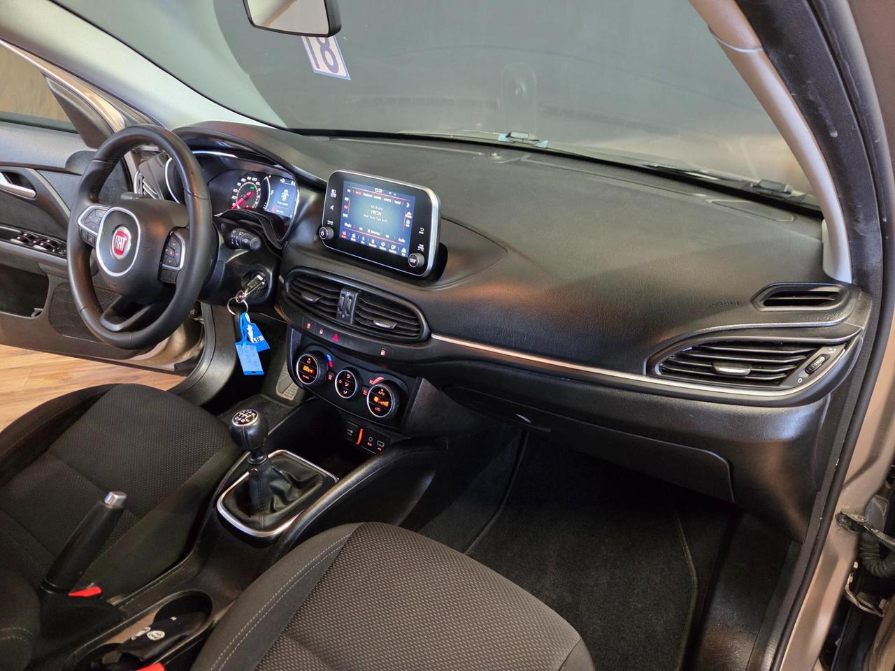 Fiat Tipo Station Wagon Tipo SW 1.4 tjt Lounge Gpl 120cv