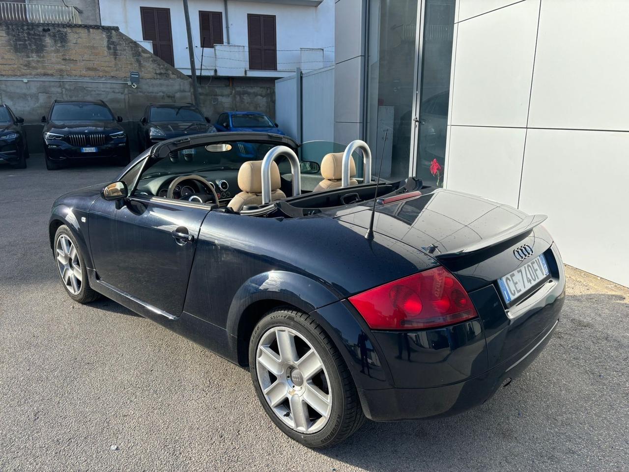 Audi TT Roadster 1.8 150 CV - anno 2003 - km 150.000