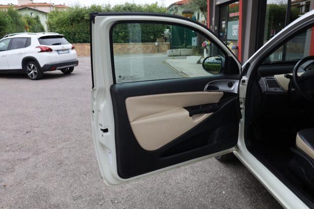 LANCIA Ypsilon 1.3 MJT 90CV Platino Automatica per NEOPATENTATI