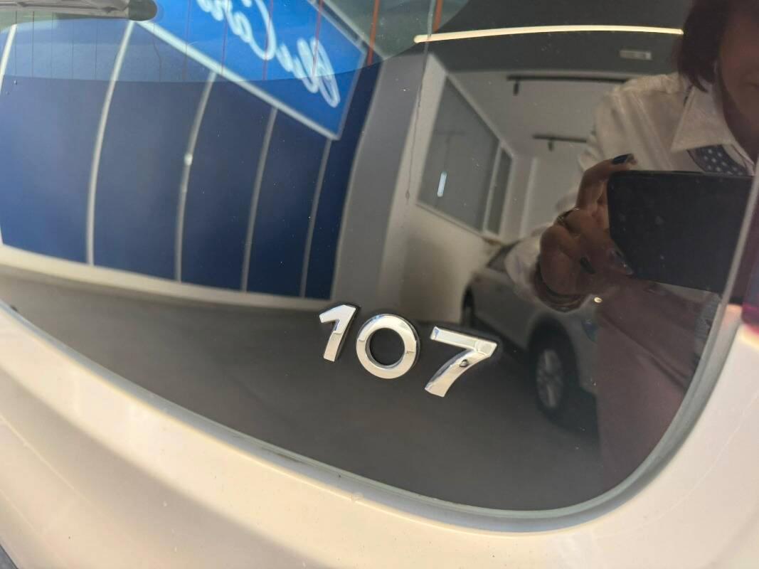 Peugeot 107 2012 1.0 12v Active 5p