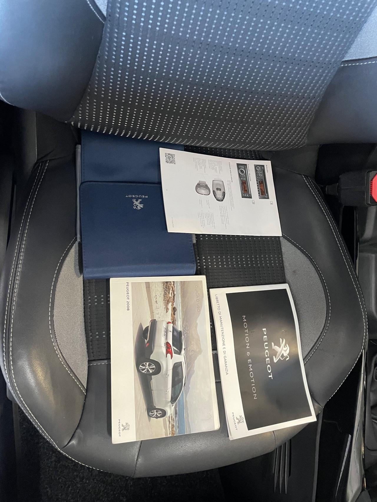 Peugeot 2008 1.6 e-HDi 92 CV Stop&Start Allure