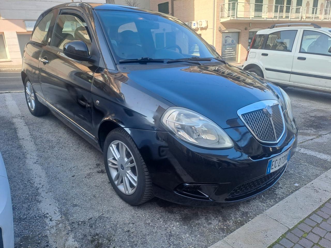 Lancia Ypsilon 1.4 Elle Ecochic GPL