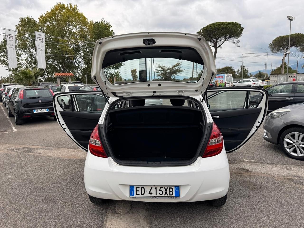 Hyundai i20 1.2 BENZ 5P KM 81000 2010