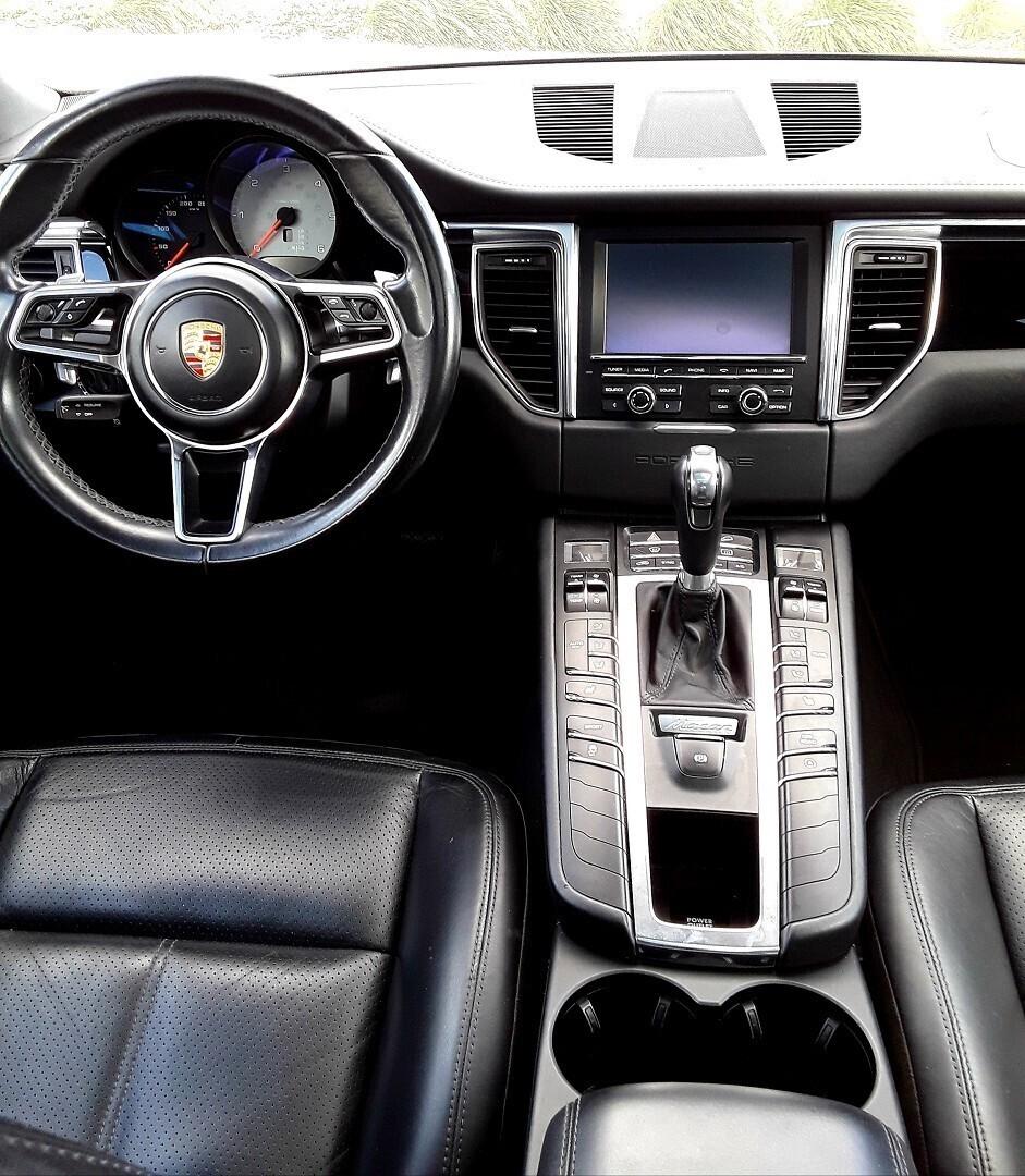 PORSCHE MACAN S BLACK EDITION