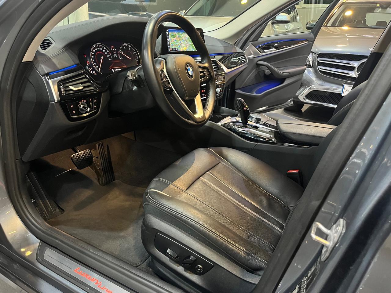 Bmw 520 BMW 520 G31 2017 Touring 520d Touring Luxury