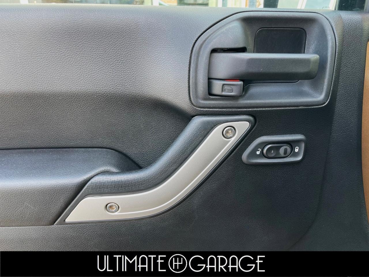 Jeep Wrangler Unlimited 2.8 CRD DPF Sahara Auto Euro5+