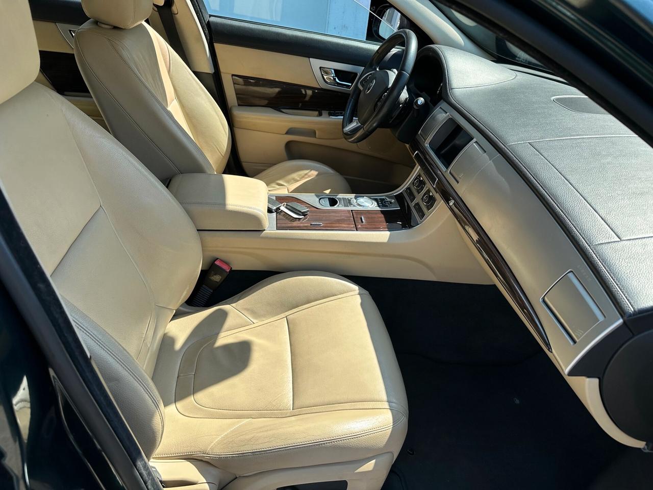 Jaguar XF Sportbrake 2.2 D 200 CV Luxury*EURO5B*FULL OPTIONAL