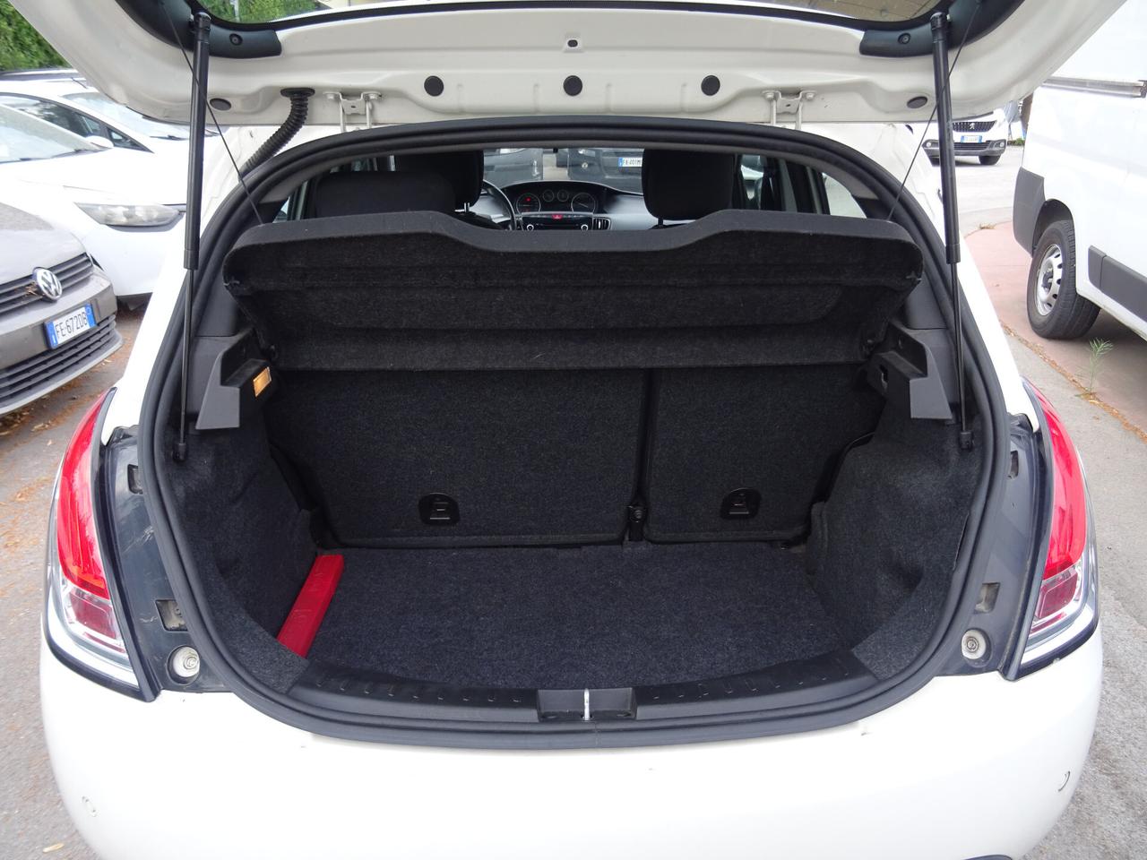 Lancia Ypsilon 1.2 69 CV 5p S&S TETTO APRIBILE