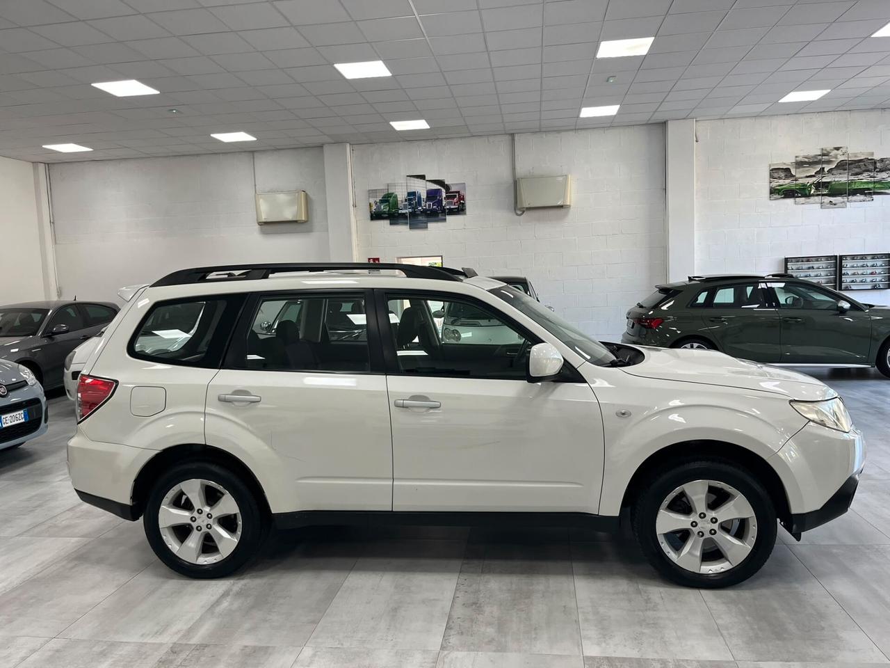 Subaru Forester 2.0d X 6mt