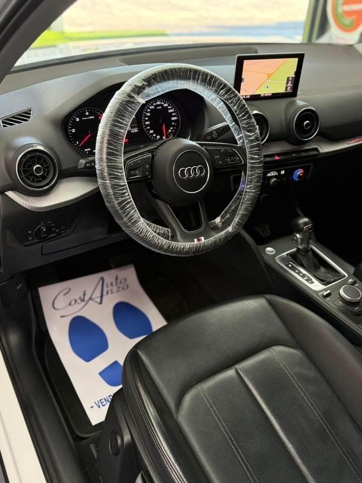 Audi Q2 35 TDI S tronic 150 cv Identity Black 2019