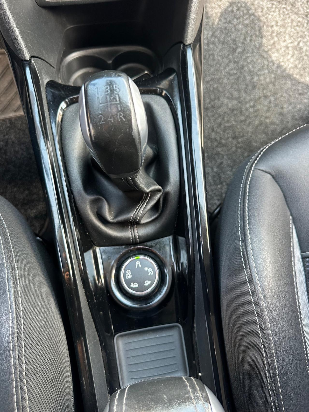 Peugeot 2008 PureTech Turbo 110 EAT6 S&S Black Matt