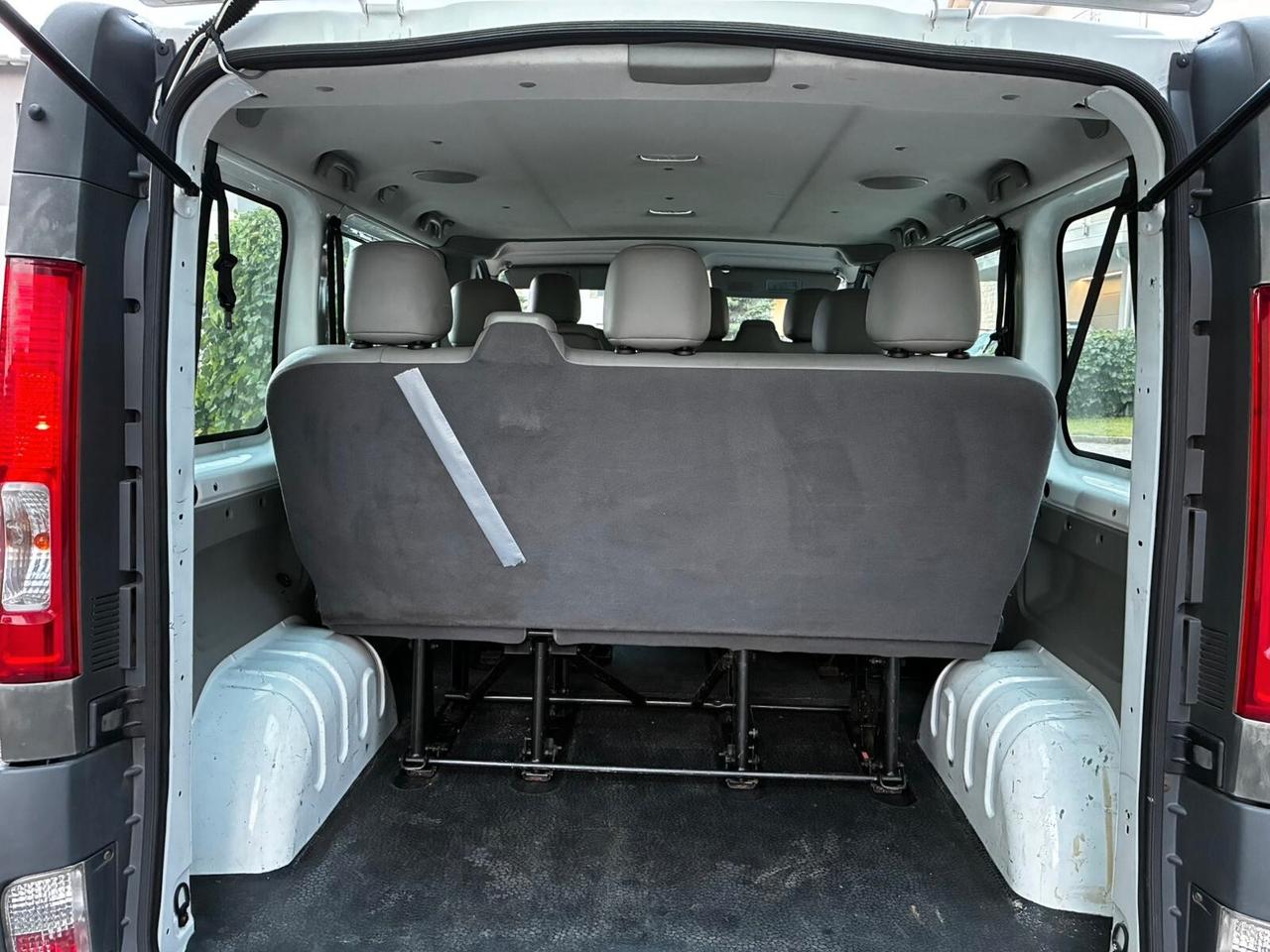 RENAULT TRAFIC 9 POSTI 2.0 DCi 115CV 6M