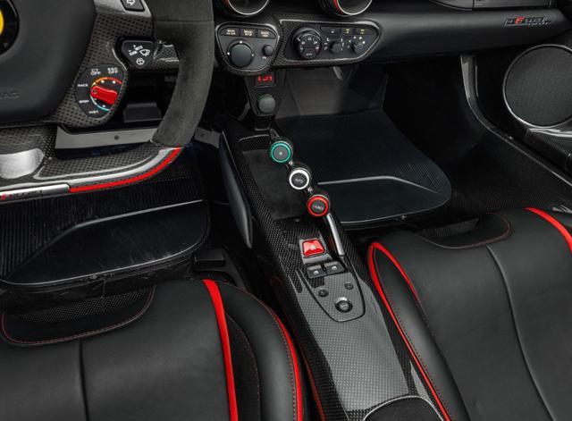 FERRARI LaFerrari Aperta "SPEDIZIONE SU RICHIESTA IN TUTTO IL MONDO"