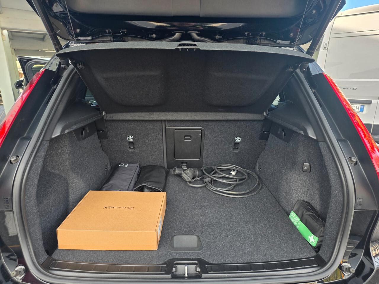 Volvo XC40 1.5 T4 Recharge PHEV Aut. / SERVICE VOLVO!