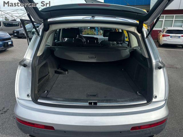 AUDI Q7 Q7 I 2006 3.0 V6 tdi quattro tiptronic DE836NF