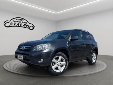 TOYOTA - RAV4 - 2.2 D-Cat 177CV Luxury pelle