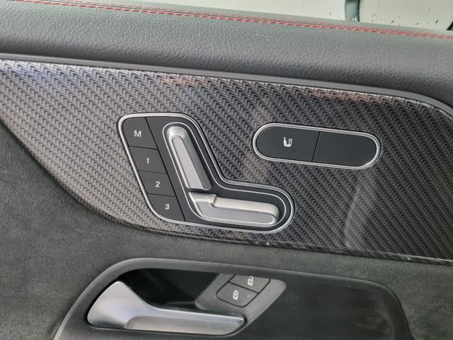 MERCEDES-BENZ GLB 250 Automatic 4Matic Premium Pack AMG