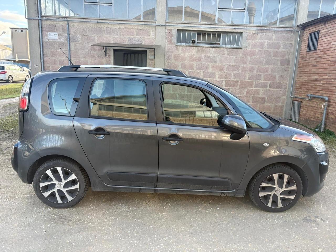 Citroen C3 Picasso 1.6 HDi 92 cvExclusive Cinema 2015 152.000 KM