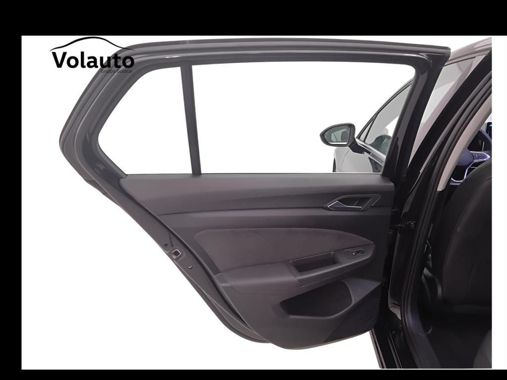 VOLKSWAGEN Golf VIII 2024 - Golf 2.0 tdi Style 150cv dsg
