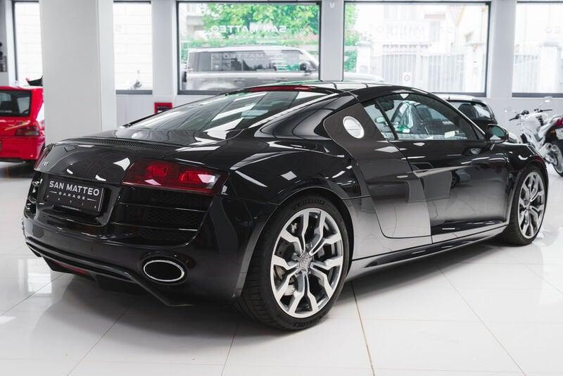 Audi R8 4.2 V8 IVA ESPOSTA