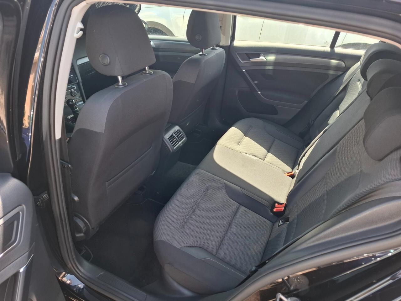 Volkswagen Golf 1.6TDI 115 CV 7.5 anno 2017