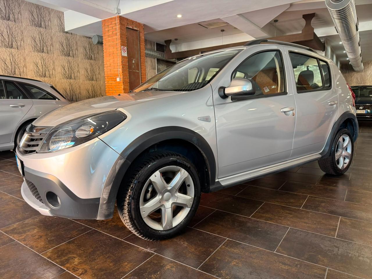 Dacia Sandero Stepway 1.6 8V 90CV