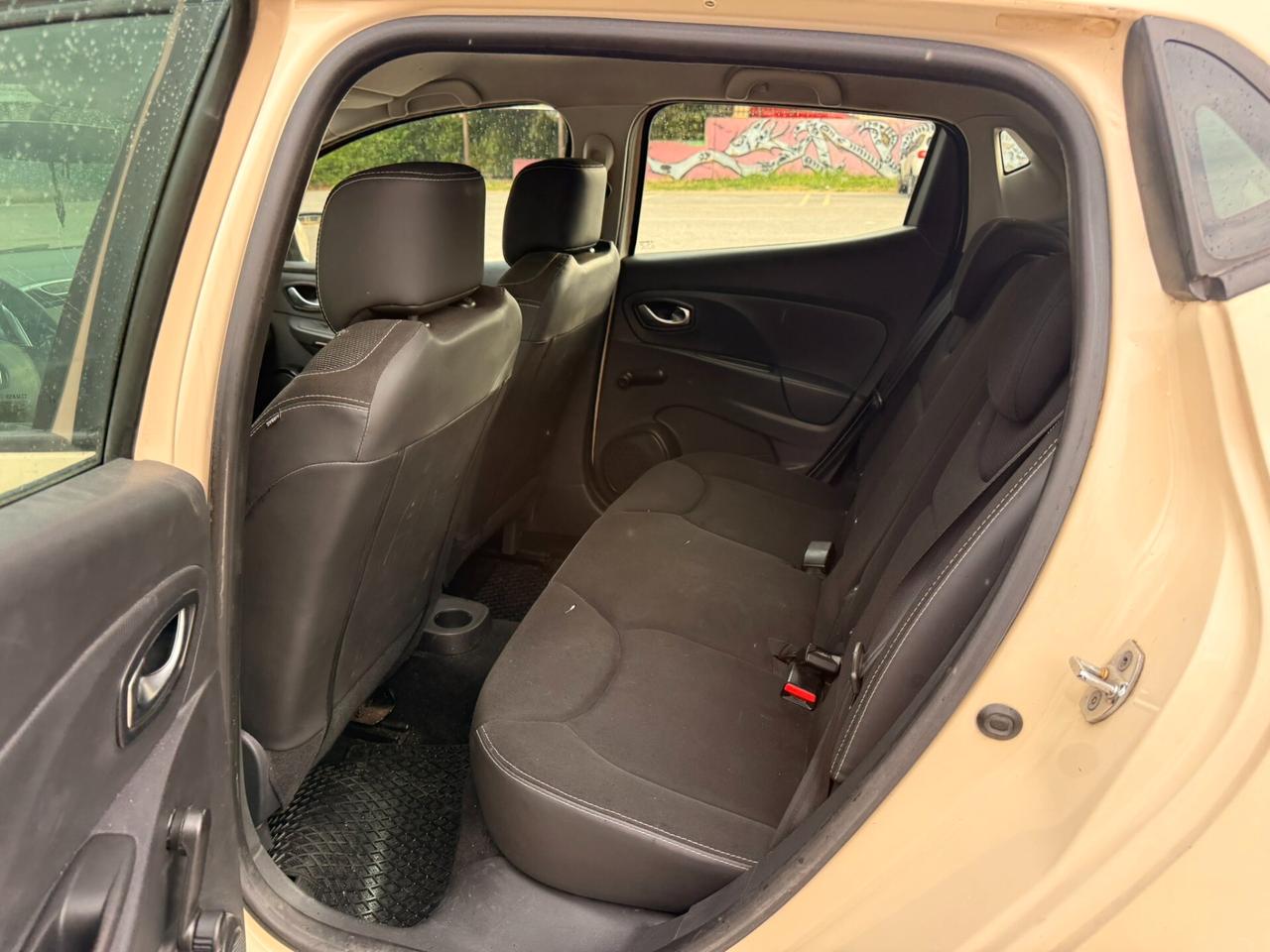 Renault Clio 2015 GARANZIA 12 MESI