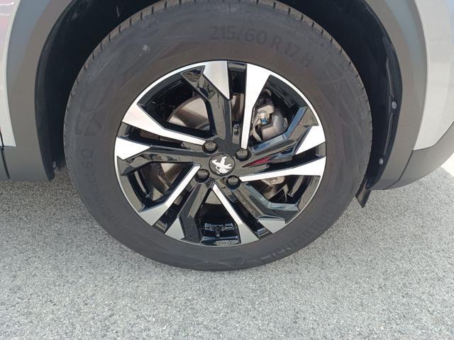 PEUGEOT 2008 BlueHDi 130 S&S EAT8 Allure