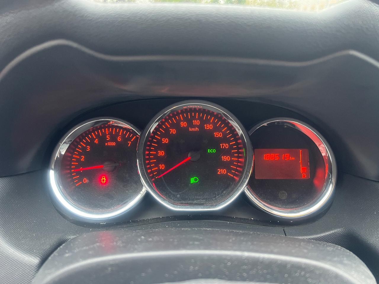 Dacia Duster 1.6 115 CV 4x2 GPL serie limitata black shadow