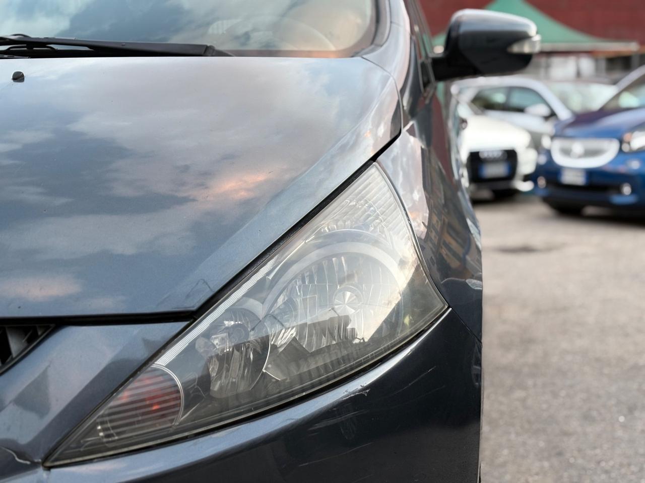 Mitsubishi Grandis 2.0 DI-D 7 posti