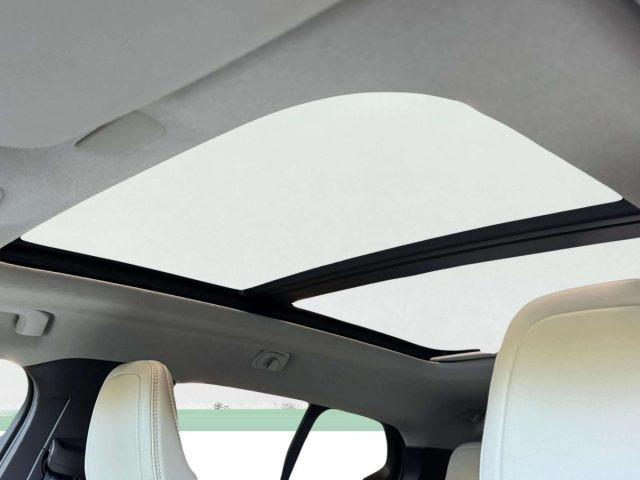 VOLVO XC40 D4 AWD MOMENTUM AUTOMATICA