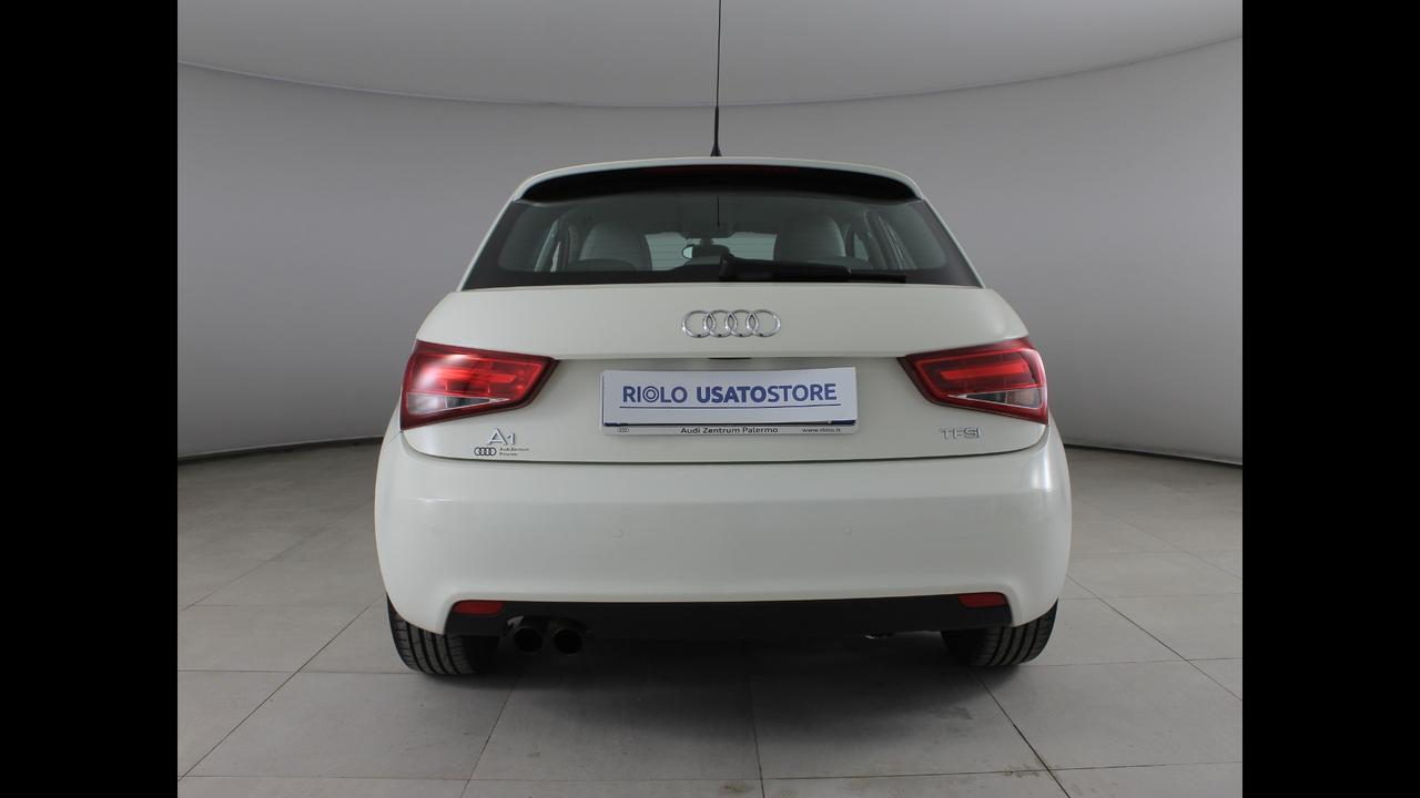 AUDI A1 I 2010 Sportback - A1 Sportback 1.4 tfsi Ambition 122cv s-tronic