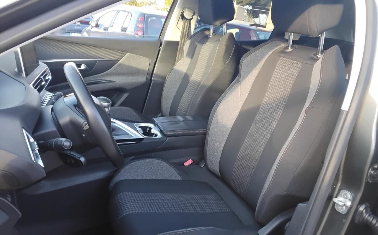 Peugeot 3008 BlueHDi 130 S&S Active