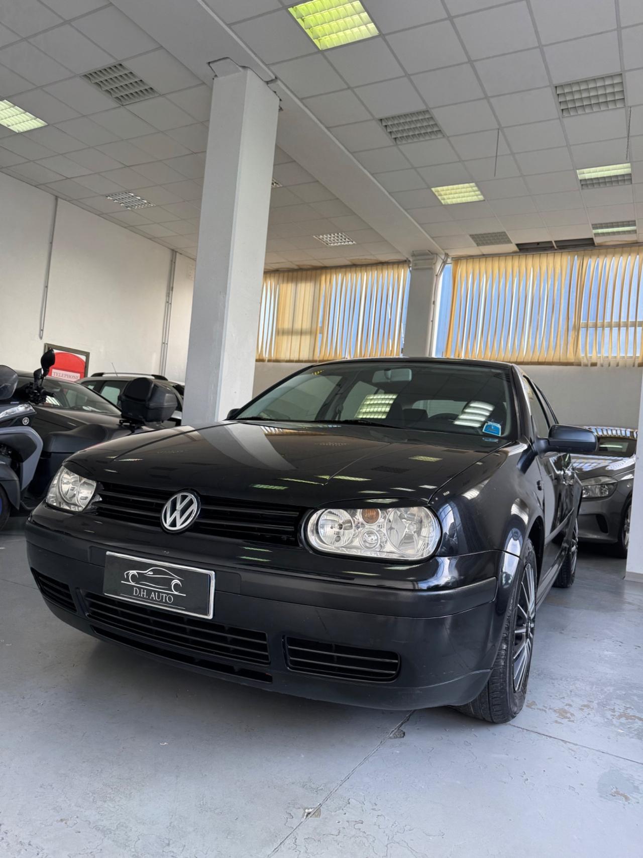 Volkswagen Golf 1.6 cat 5 porte