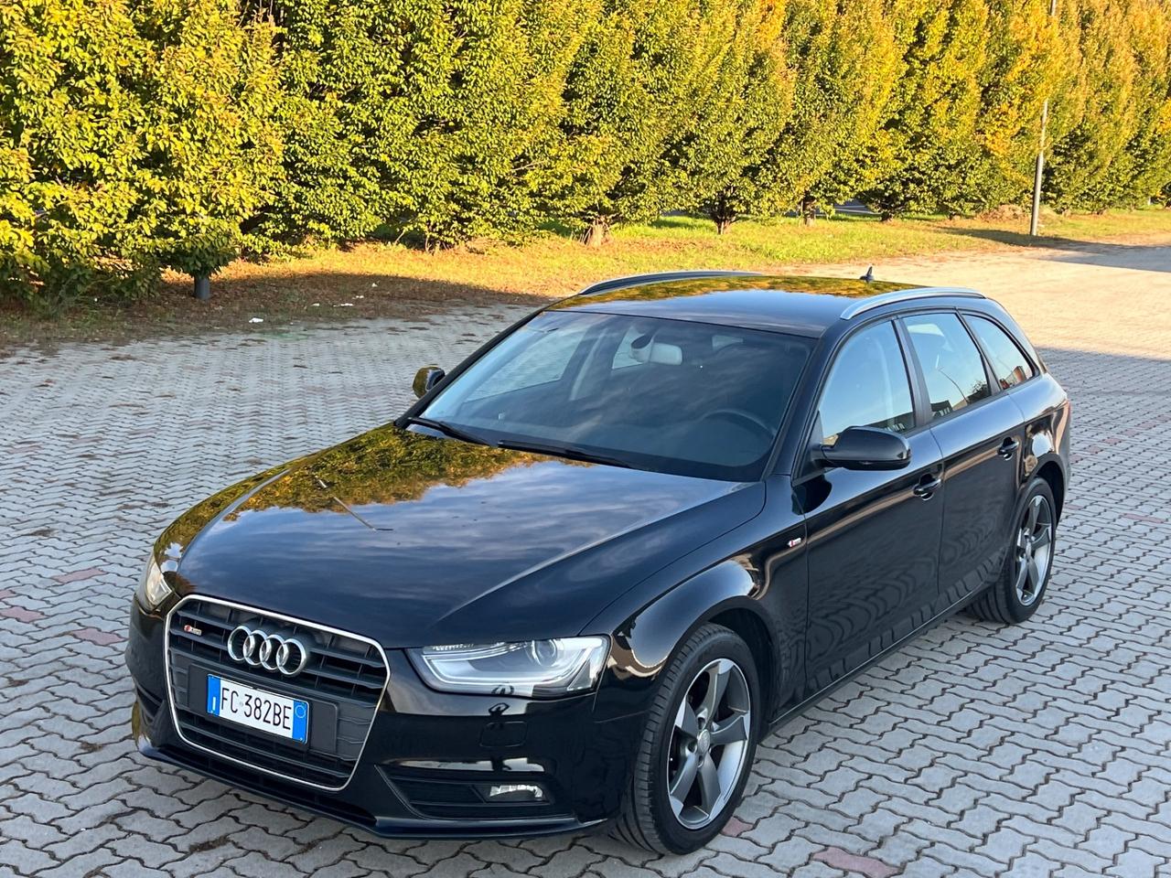 Audi A4 2.0 TDI clean diesel multitronic Business Plus