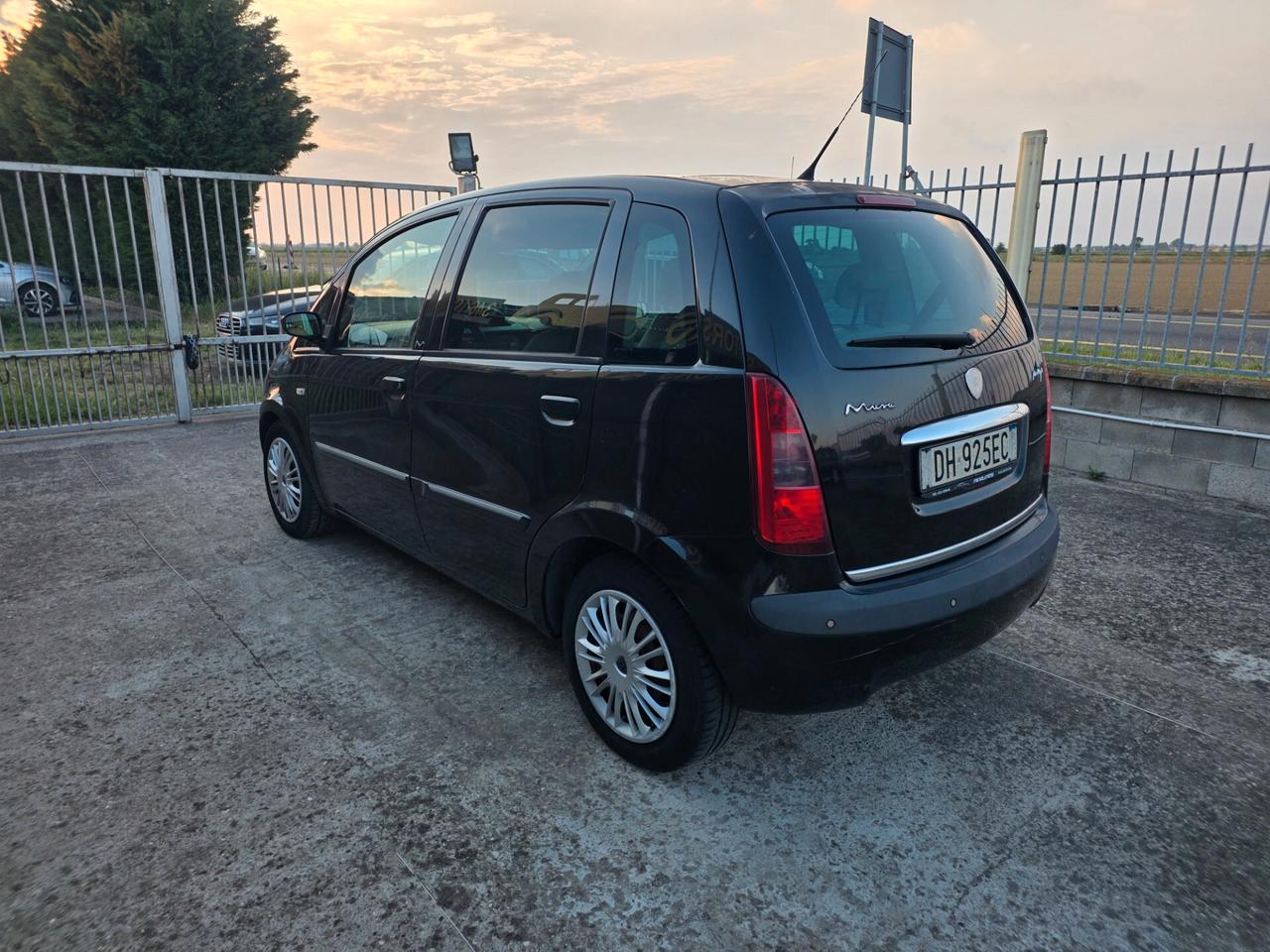 Lancia MUSA 1.3 Multijet 16V 90 CV Platino Plus