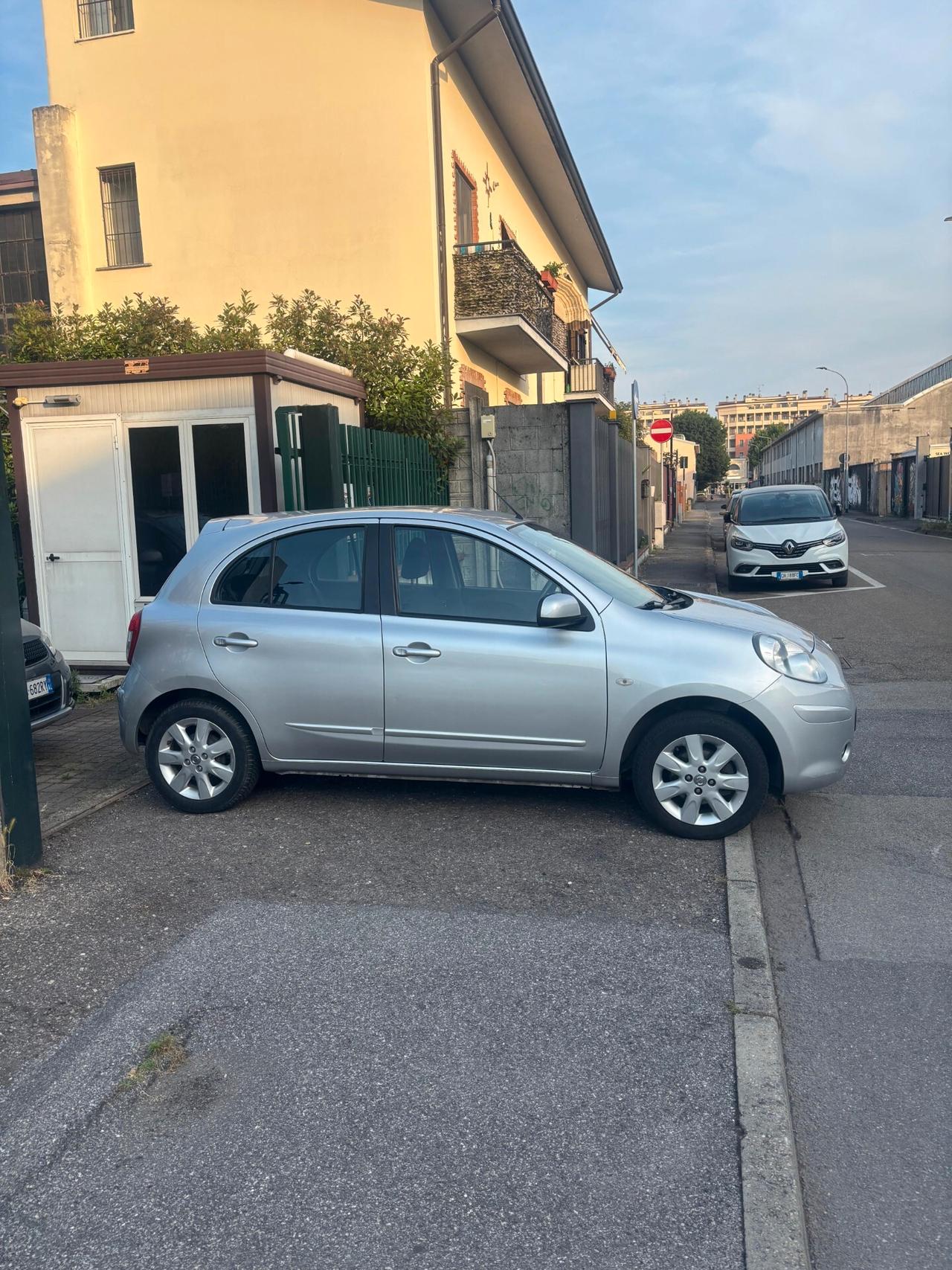 Nissan Micra 1.2 12V 5 porte Tekna