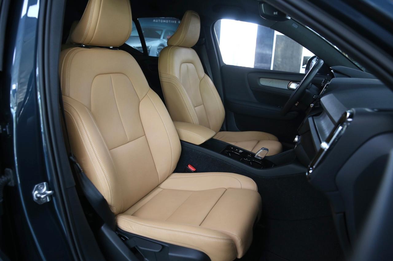 Volvo XC40 T5 Recharge Plug-in Hybrid Inscription auto