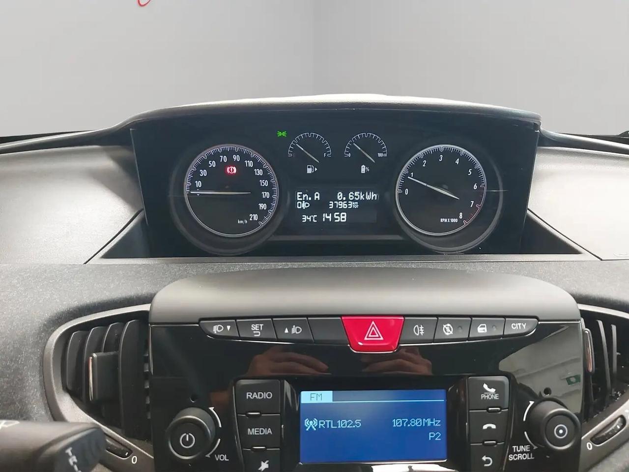 Lancia Ypsilon 1.0 FireFly 5 porte S&S Hybrid Silver