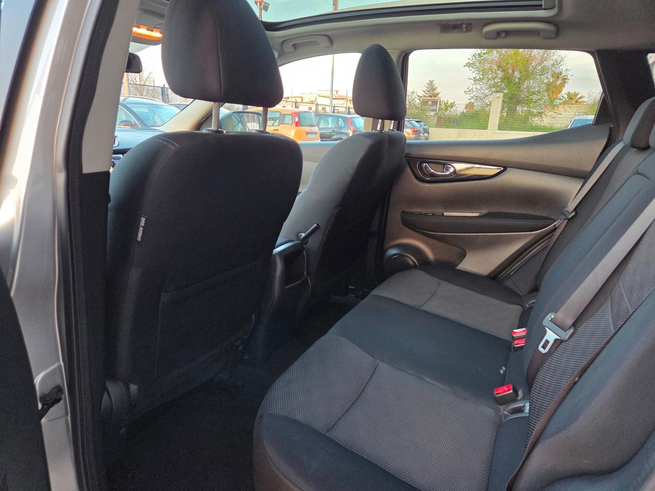 Nissan Qashqai 1.5 dCi Tekna