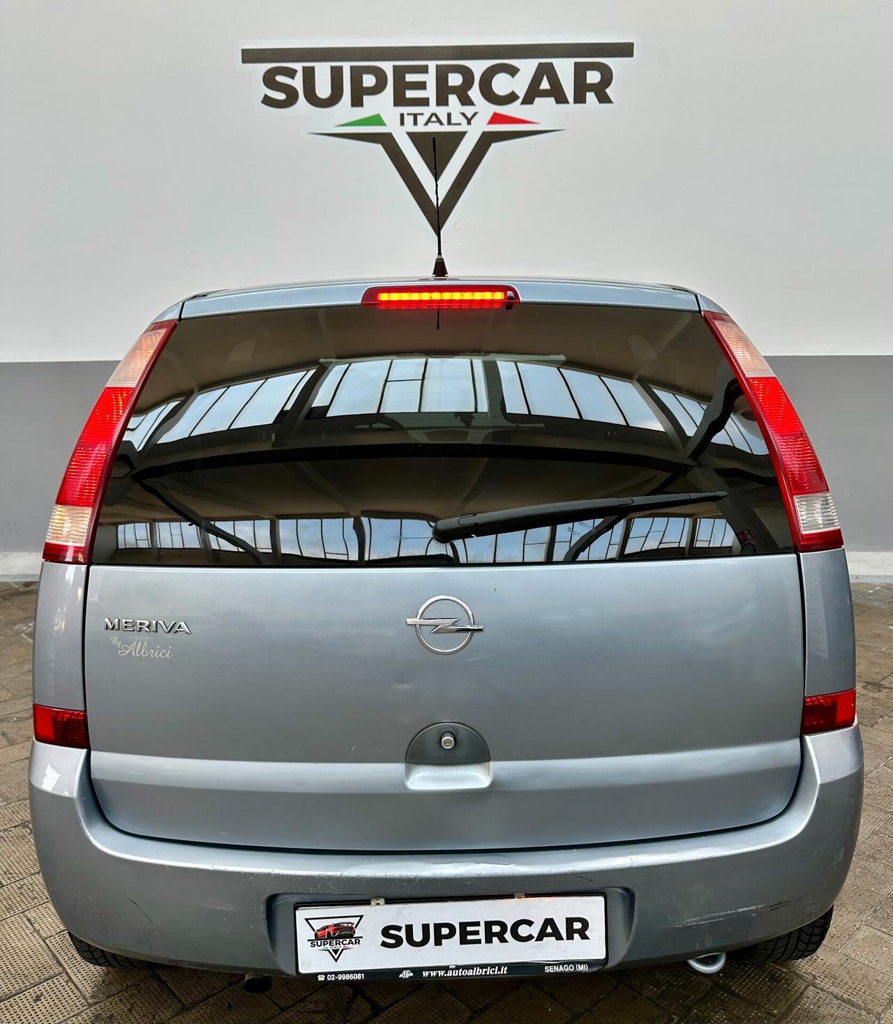 Opel Meriva 1.4 Benz (Euro 4), spaziosa e ben funzionante