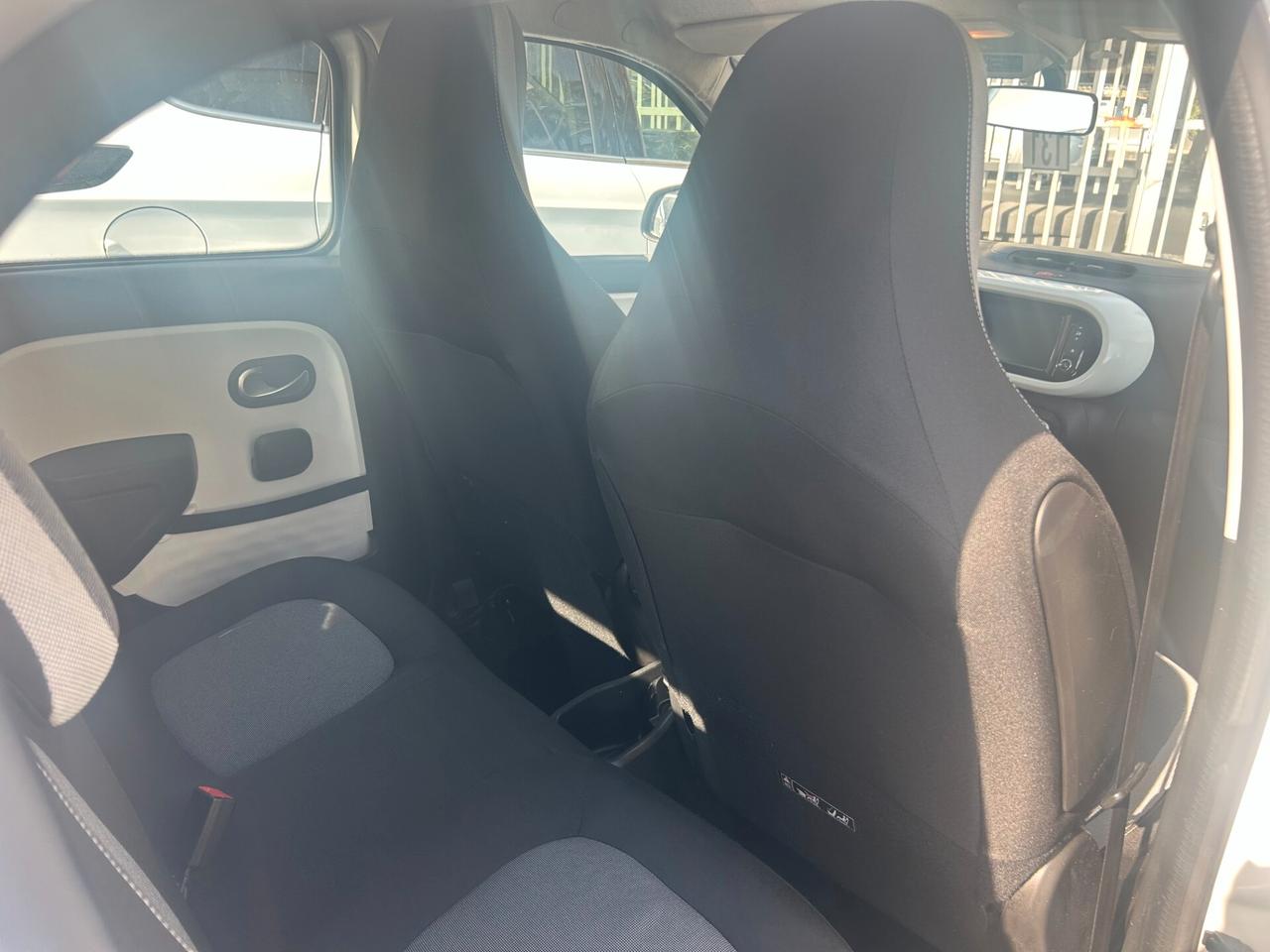 Renault Twingo SCe EDC Lovely